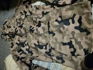 BURTON 카모플라쥬 후드티