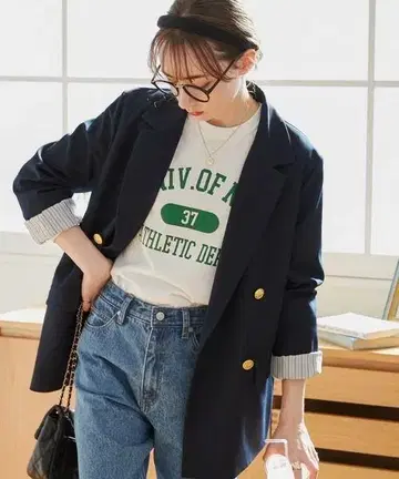 골드 버튼 네이비 블레이저 여성용 M 사이즈