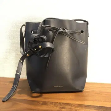 132 [ 버킷 숄더백 ] MANSUR GAVRIEL