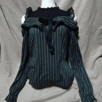 axes femme POETIQUE 오프숄더 스트라이프 상의