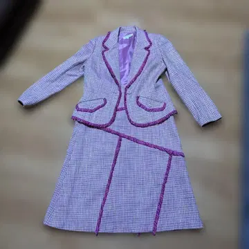 로라 애슐리 핑크 계열 트위드 스커트 셋업