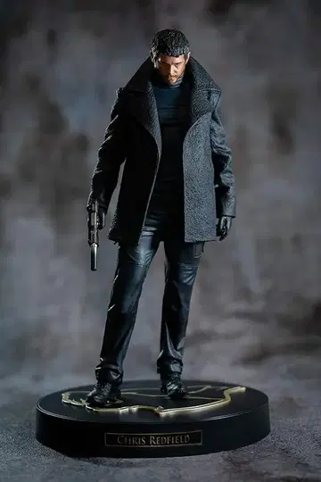 BIOHAZARD VILLAGE Chris Redfield 피규어