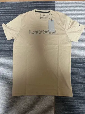 LACOSTE 베이지 T셔츠 미사용 택 포함
