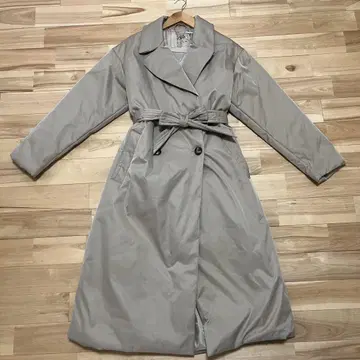 ZARA 베이지 두꺼운 원단 폴리에스테르 더블 브레스트 트렌치코트