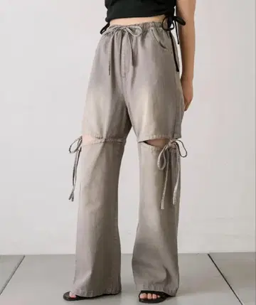 OLIVE des OLIVE 사이드 슬릿 스트레치 데님 팬츠
