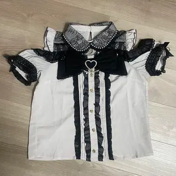 LIZ LISA 빅 리본 오픈 숄더 블라우스 핑크 x 블랙 지뢰