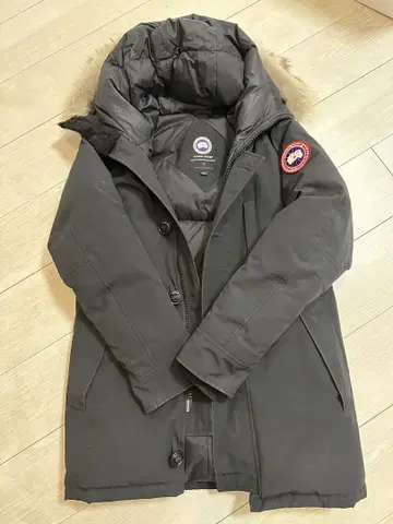 Canada Goose 블랙 다운 자켓