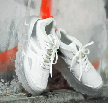 SHOES 53045 화이트 스니커즈