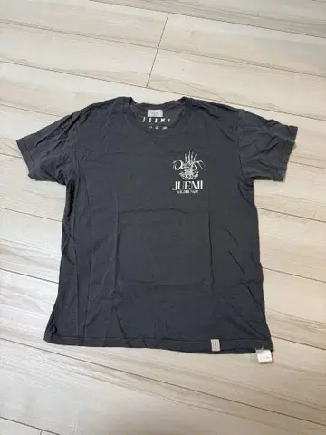 JUEMI Saint Mary Tee