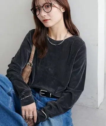 DISCORT 플로키 메쉬 롱 슬리브 차콜 그레이