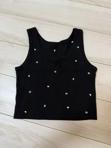 ACLENT 하트 탱크탑 블랙