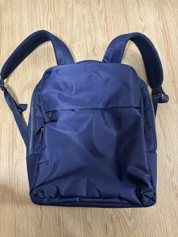 네이비 나일론 백팩