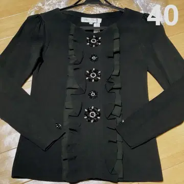 슈퍼 뷰티 비쥬 장식 프릴 긴팔 블랙 상의 새상품급 40