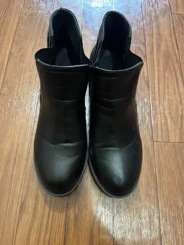 블랙 힐 숏부츠