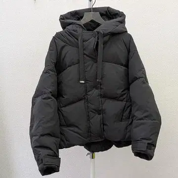FRAY I.D 프레이 아이디 블랙 후드 부착 숏 다운 자켓