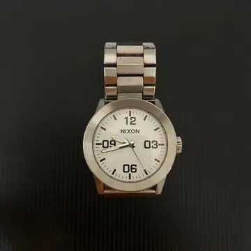 NIXON THE PRIVATE 손목시계 실버