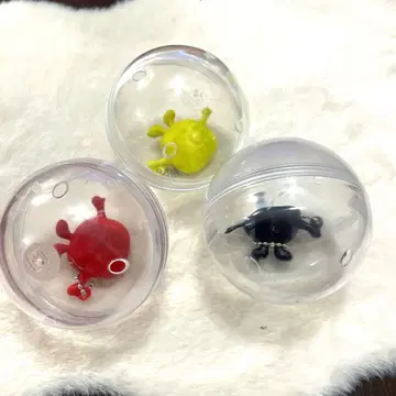 오사카 간사이 엑스포 벨기에관 벨벨 빨강 검정 노랑 세트 키링 축광