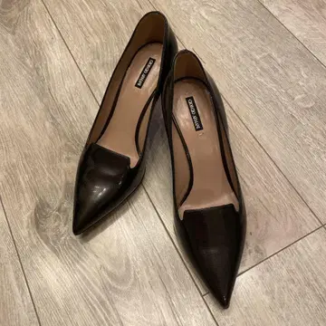 [ 새상품급 ] giorgio armani 펌프스