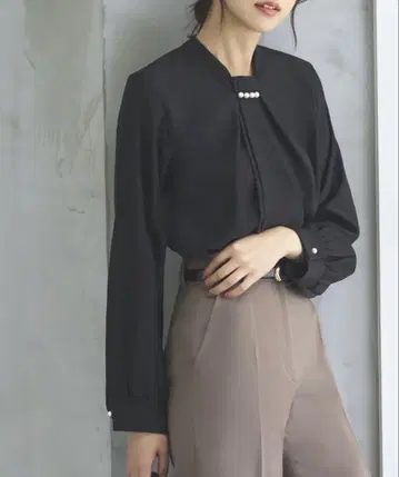 RUIRUE BOUTIQUE 블라우스