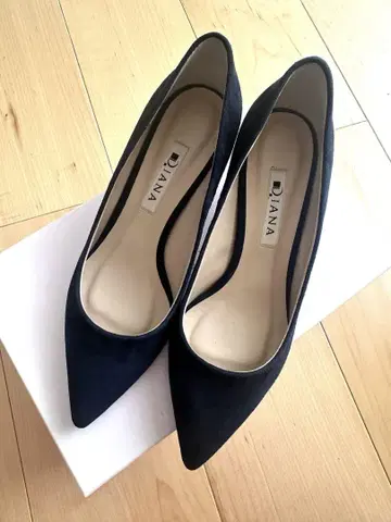DIANA 다이애나 펌프스 네이비 22.5