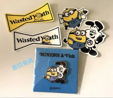 [ 새상품 ] VERDY MINIONS & Vick 스티커 핀 배지