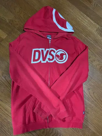 DVS 레드 풀 집업 후드티 M 사이즈