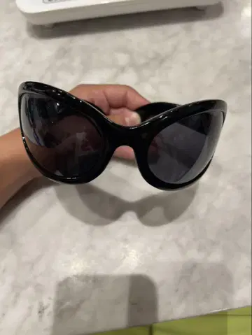 90s Rock star sungrase