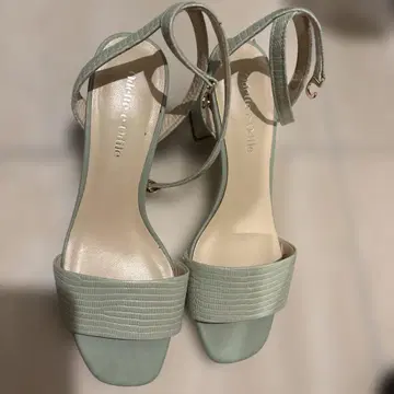 Odette e Odile 민트 그린 힐 샌들