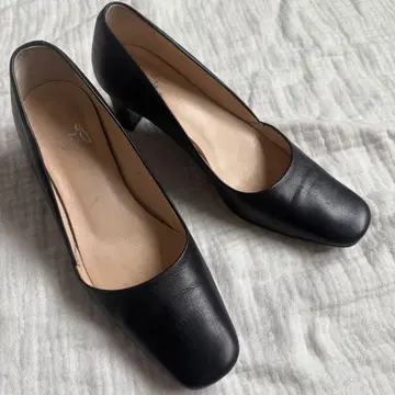 새상품급 ing/힐 펌프스/가죽/블랙/23cm