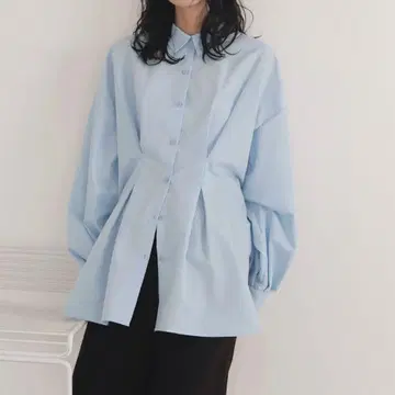 LIAN 라이트 블루 허리 턱 칼라 셔츠
