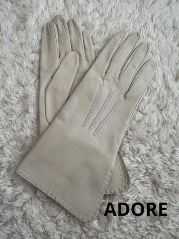 미사용 새상품 [ ADORE ] 어도어 양가죽 그로브