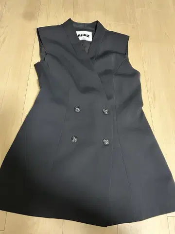 택 포함 미사용 새상품 Aiirz 블랙 더블 브레스트 베스트
