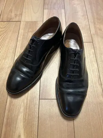 처치스 캡토 가죽 신발