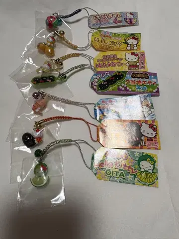 고토치 키티 아리타야키와 음식 모티브 스트랩 7종 세트