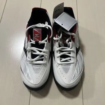 미즈노 블레이크샷 23.5cm