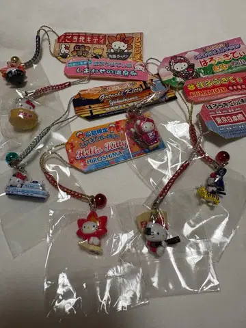 지역 한정 키티 족쇄 스트랩 7개 세트