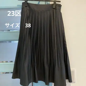 23구 블랙 플리츠 스커트