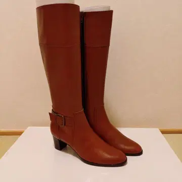 미사용 새상품 DIANA 카멜 롱 부츠 사이즈 23.5cm 힐 5cm