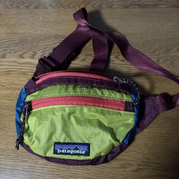 patagonia 바디백 다색 사용