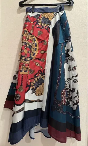 새상품급 UN3D. 오리가미 스카프 스커트