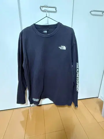 THE NORTH FACE M 사이즈 롱 슬리브 티셔츠 블랙