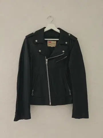 Traditional Weatherwear 라이더 자켓