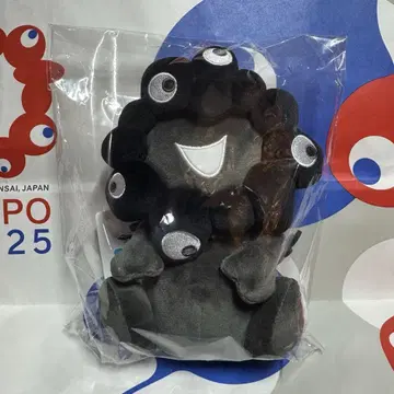 오사카 간사이 만박 2025 미야쿠미야쿠 블랙 봉제 인형 S