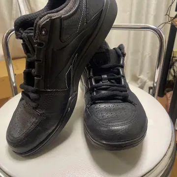 Reebok 이지톤 스니커즈 블랙 26.5cm