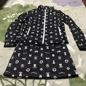 아르치비오 블랙 로고 프린트 셋업
