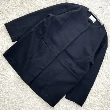 아메리칸 홀릭 블랙 크루넥 코트 긴팔 겨울 M 사이즈 두꺼운 원단