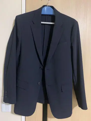 시착만 한 상품 UNIQLO 유니클로 감동 자켓 네이비 S 사이즈