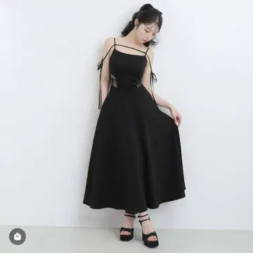 Mmeeme Side lace smooth ribbon onepiece