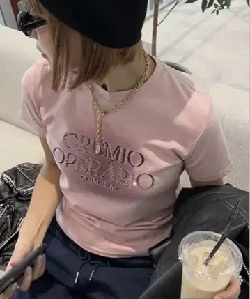 SHAGGIE 라메 프린트 크루넥 티셔츠