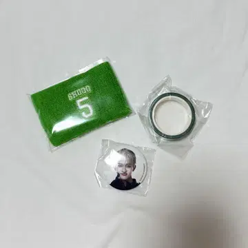 INI 타지마 쇼고 XQUARE 캡슐 토이 리스트 밴드 캔 배지
